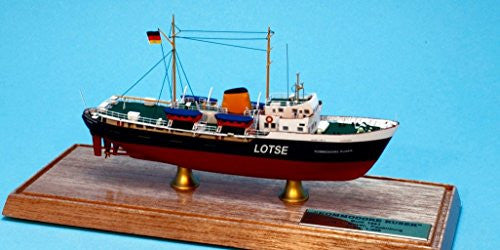 CS 4001RUVR Kommodore Ruser 1/400 scale