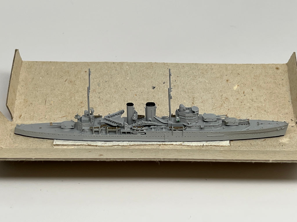 NE 1130 HMS EXETER (used)