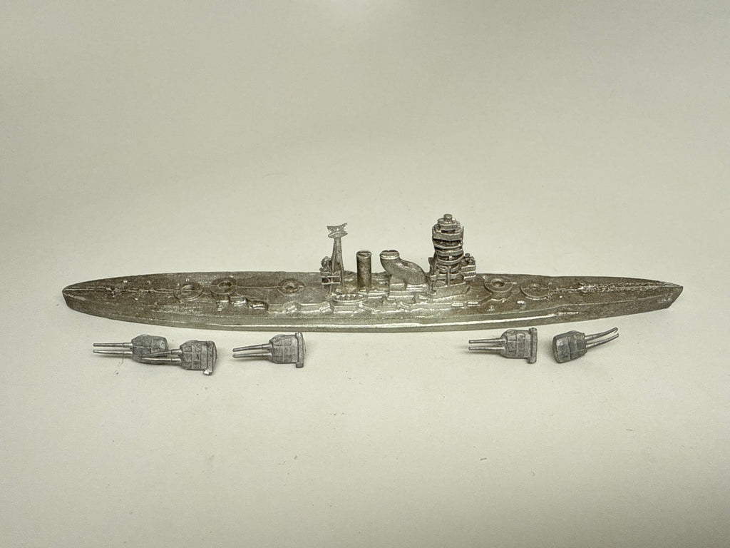 SU J201 Amagi Battlecrusier kit (used)