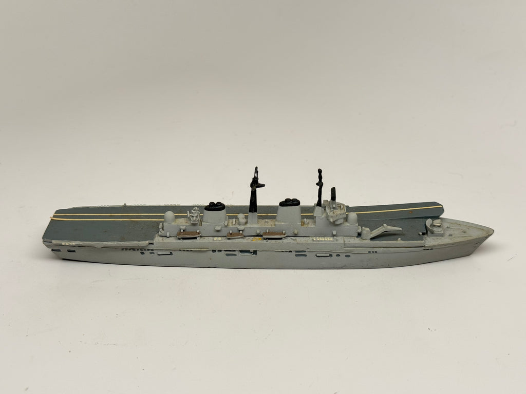 TT-R 1025 Invincible (used)