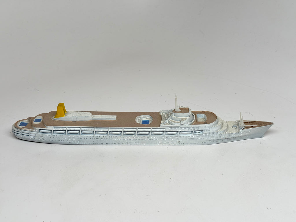 TR-M 715 Canberra (used)