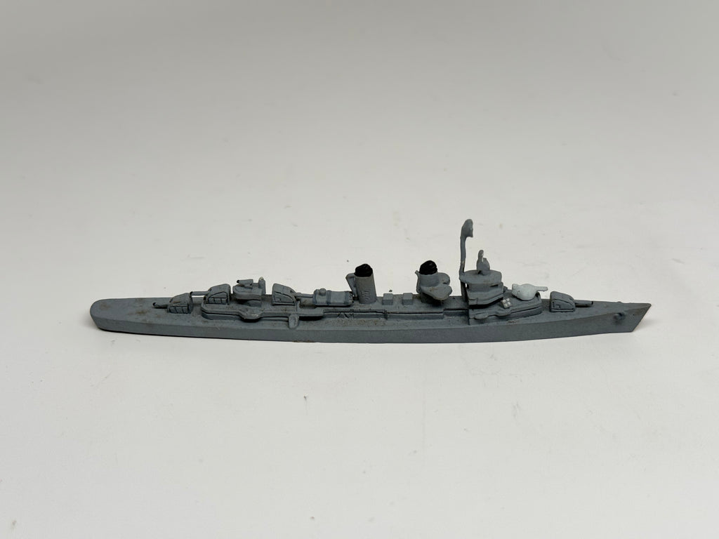 DDE Class with Weapon Alpha (used)