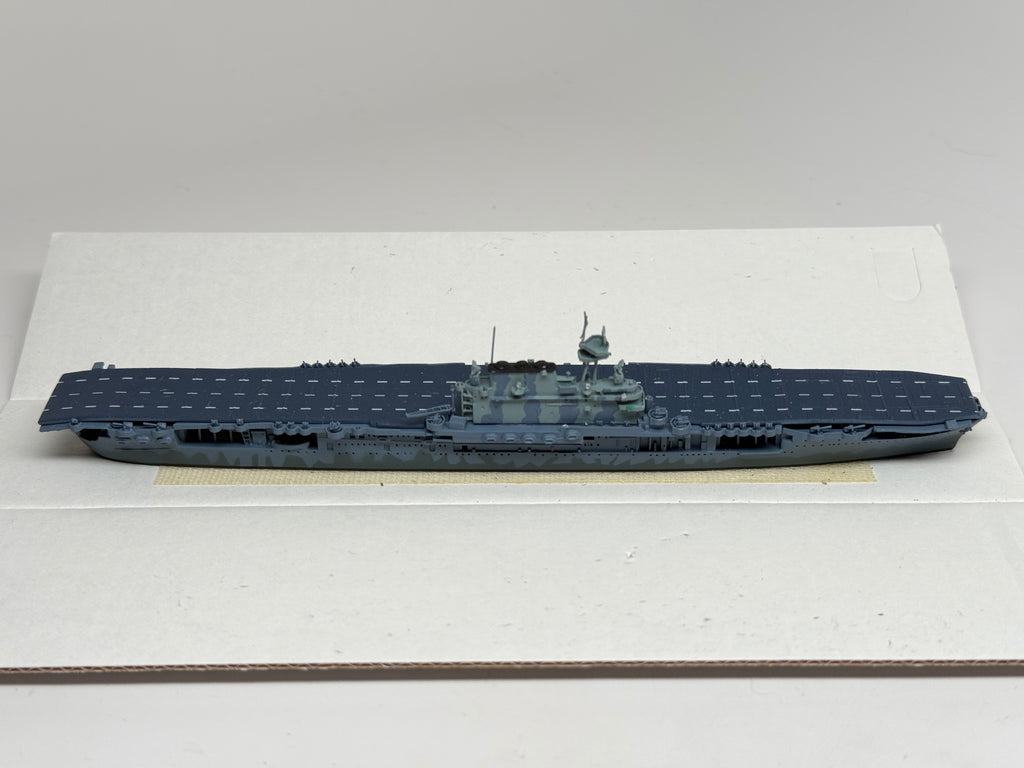 NE 1313T Hornet (camouflage) (used)