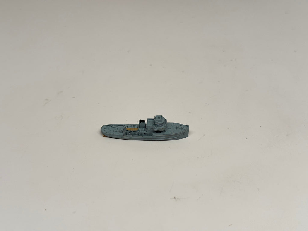 NE W 82 Tug (used)