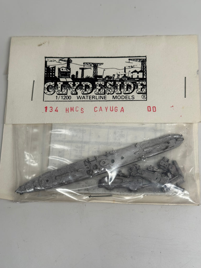 CLY 134 HMCS Cayuga Kit (used)