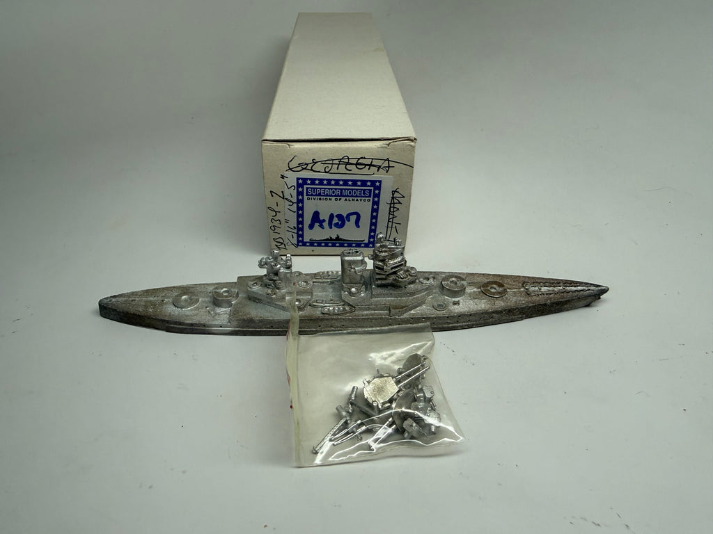 SU A137 American 1934-2 Battleship Kit (used)