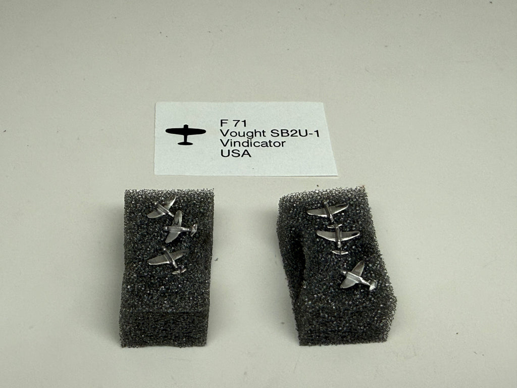 NF 71 Vought SB2U-1 Vindicator 6x unpainted (used)