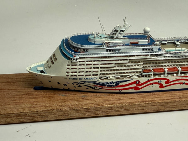 C 088FH Pride of America (waterline) (used)