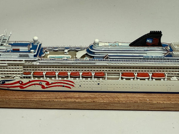 C 088FH Pride of America (waterline) (used)