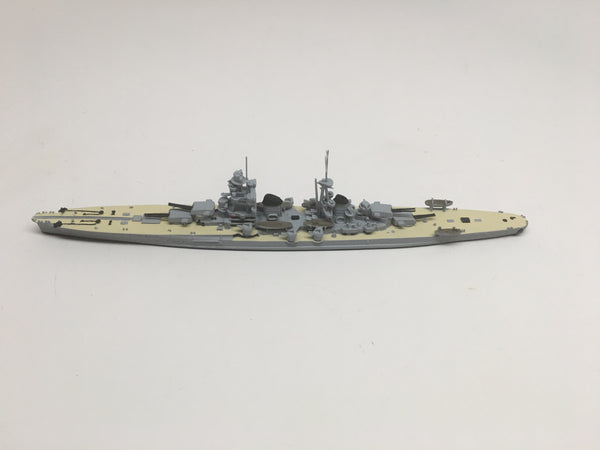 NE 1532S Zara with painted decks