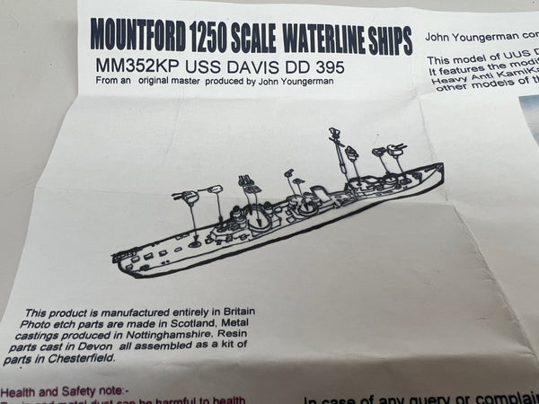 MM 352K USS Davis hull only (used)