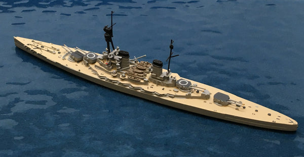 NA 022S Hindenburg with painted decks