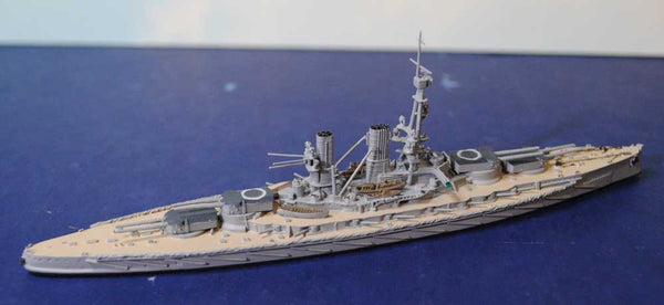 NA 001S Bayern with painted decks